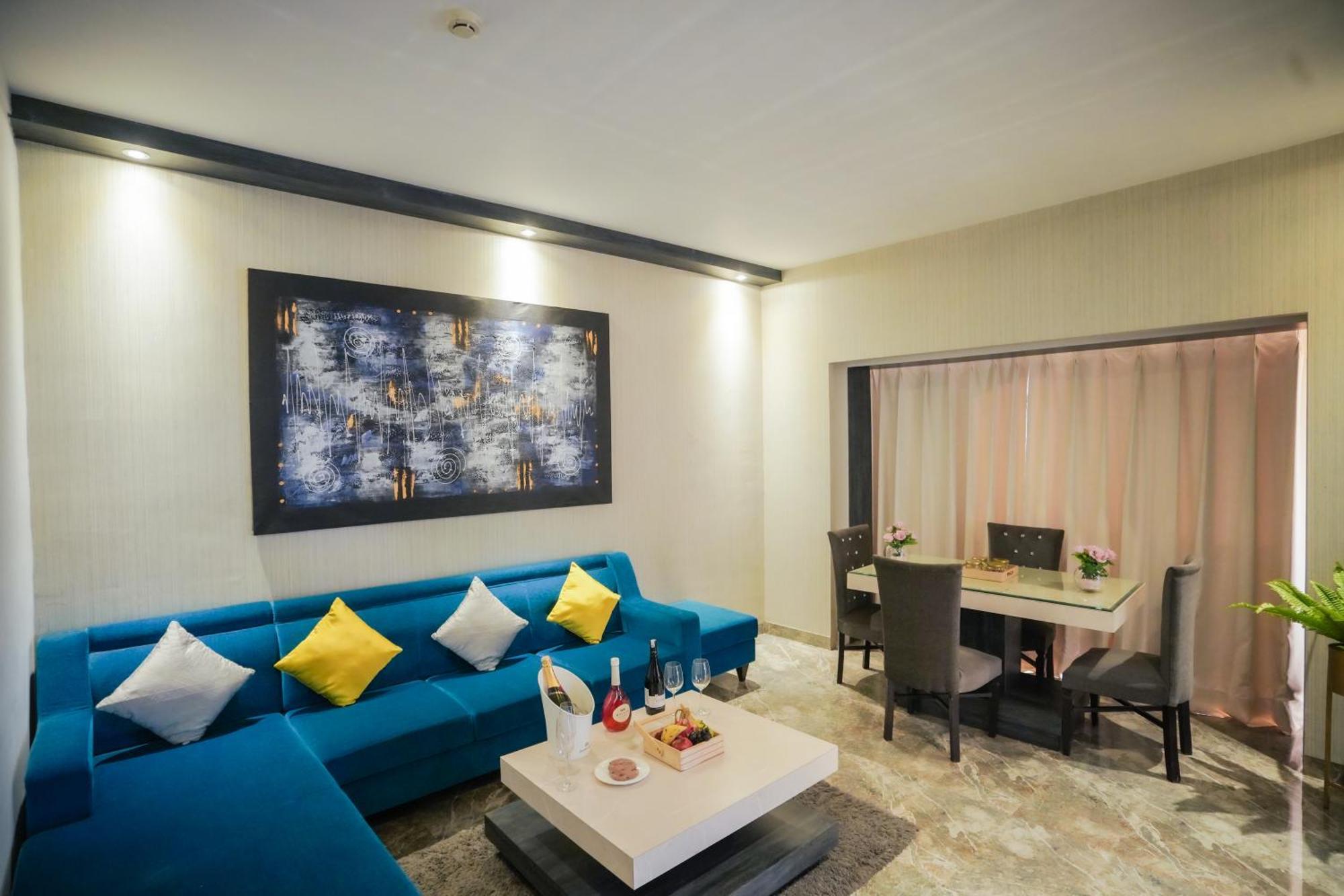 Hotel Swarn Towers Bareilly Dış mekan fotoğraf