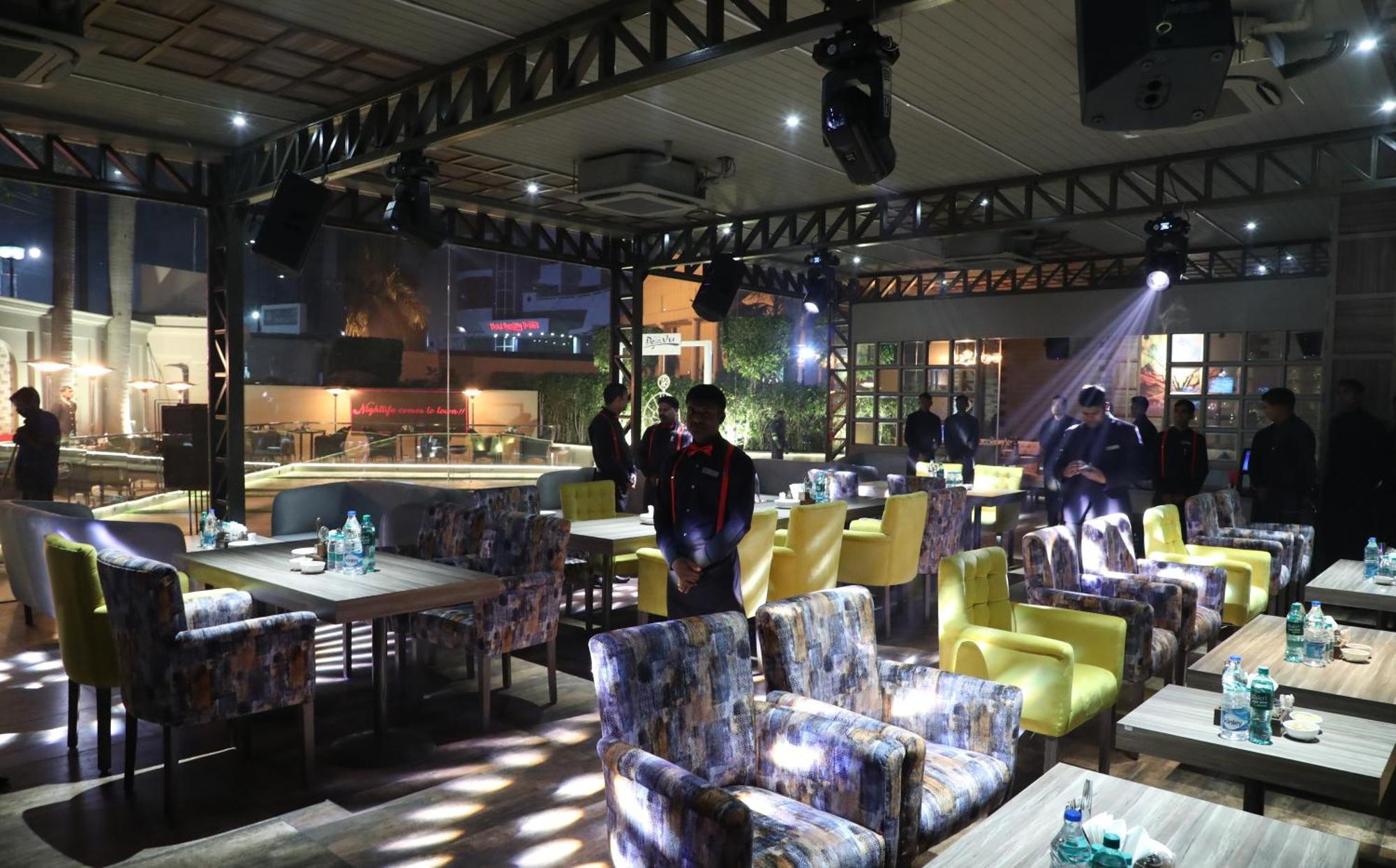 Hotel Swarn Towers Bareilly Dış mekan fotoğraf