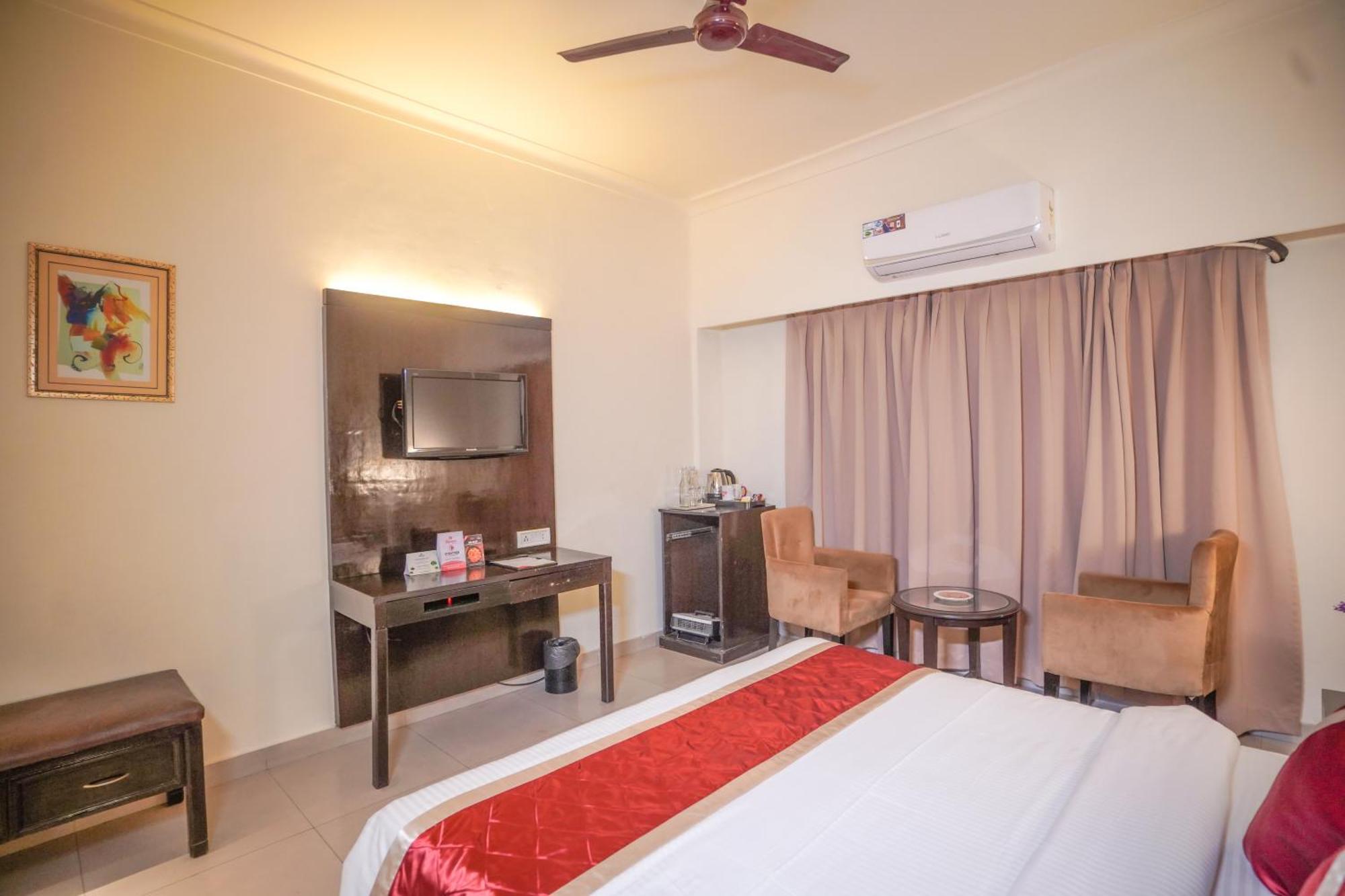 Hotel Swarn Towers Bareilly Dış mekan fotoğraf