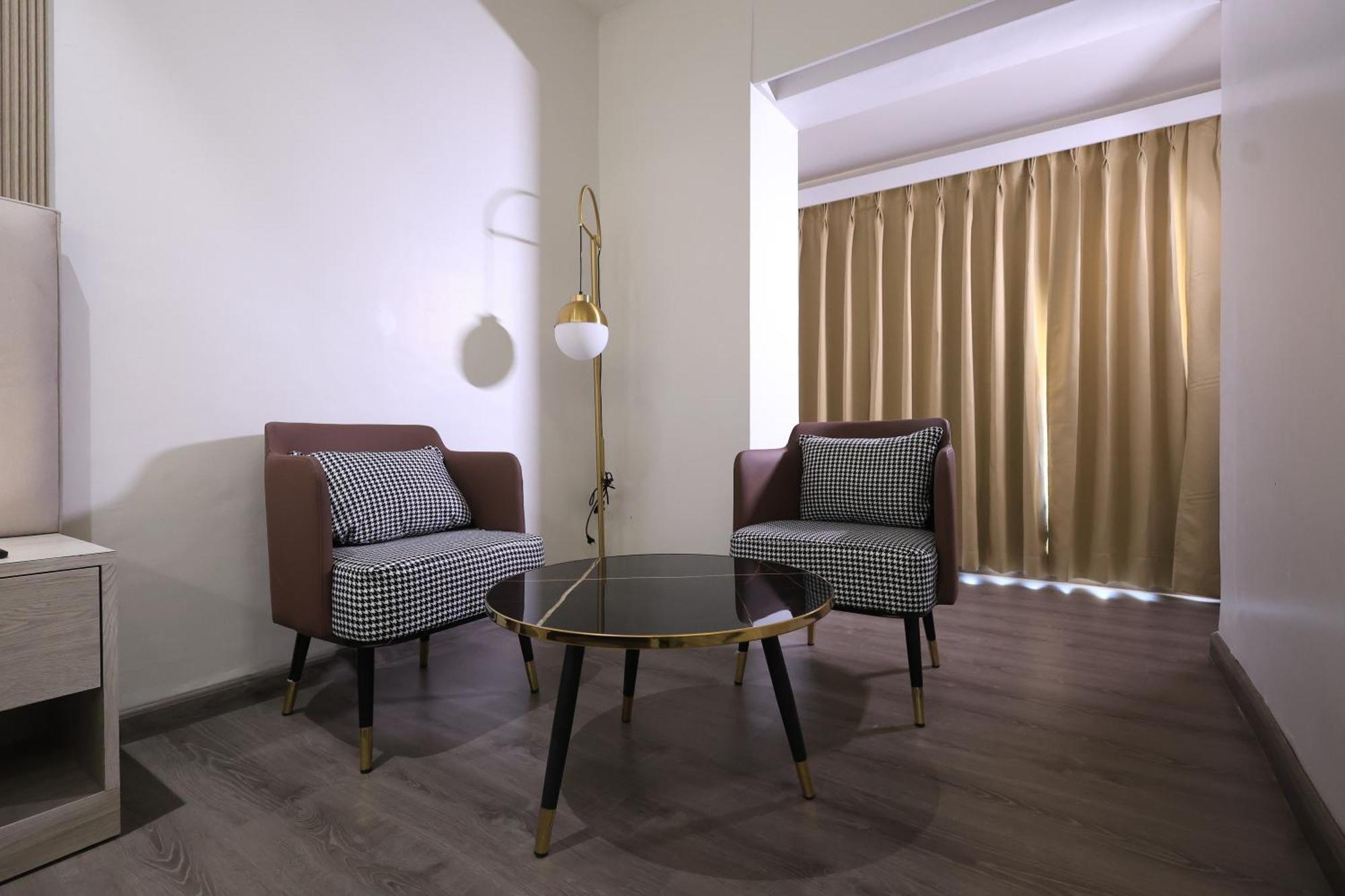 Hotel Swarn Towers Bareilly Dış mekan fotoğraf